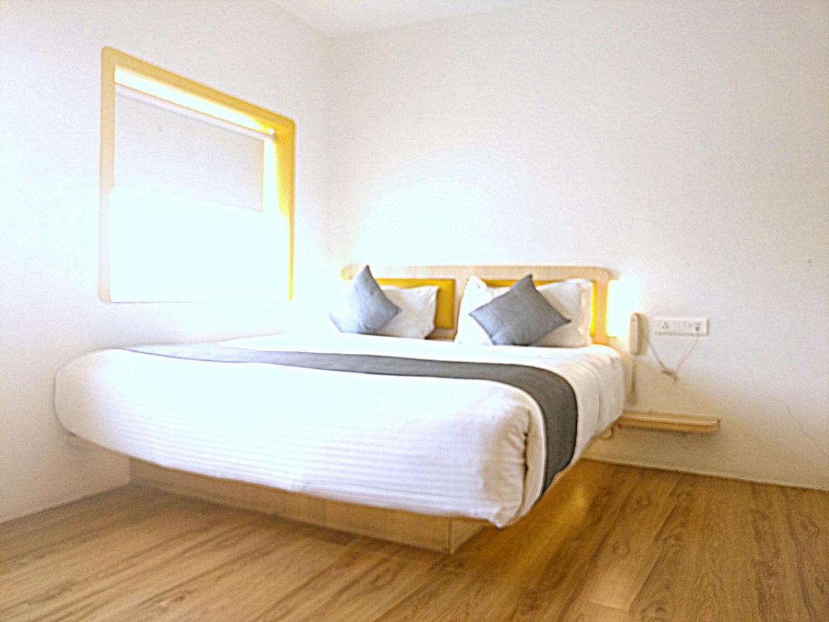 Stay Inn Бхопал Экстерьер фото